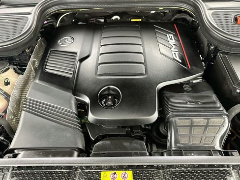 Used 2025 Mercedes-Benz GLE 53 AMG 4MATIC w/ 3rd Row Seat Package image 32