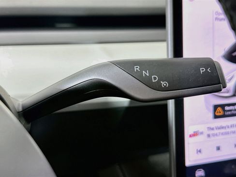 Used 2023 Tesla Model 3 Standard Range RWD image 24