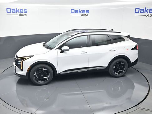 New 2026 Kia Sportage EX image 51