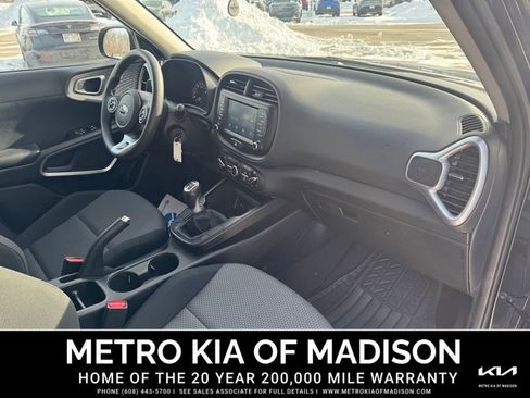 Used 2021 Kia Soul LX image 29