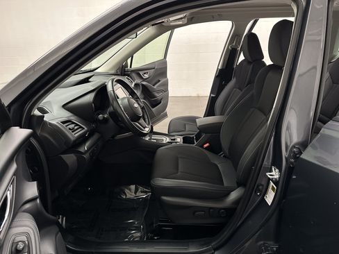 Used 2023 Subaru Forester Premium AWD/4WD image 15