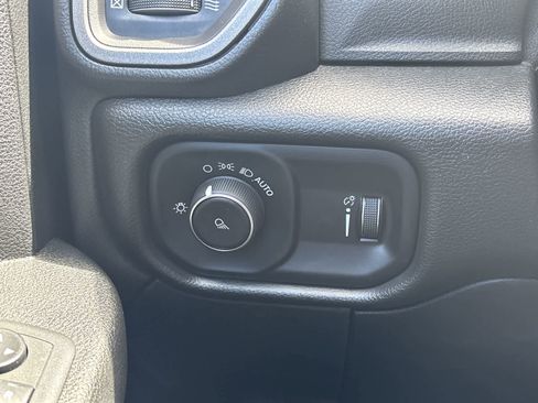 Used 2021 RAM 2500 Tradesman AWD/4WD image 16