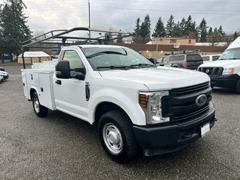 Used 2019 Ford F350 XL w/ Power Equipment Group image 3