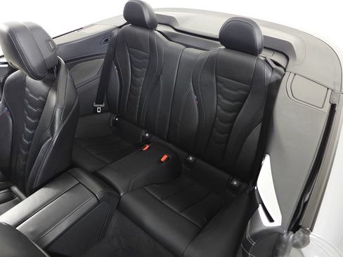 Used 2024 BMW 840i Convertible w/ Comfort Seating Package RWD image 24