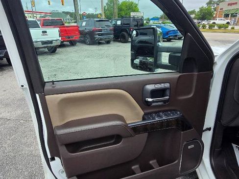 Used 2015 GMC Sierra 2500 Denali w/ Duramax Plus Package AWD/4WD image 13