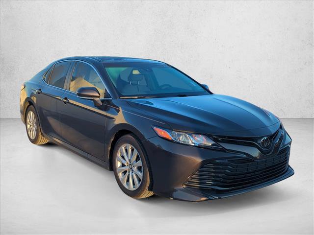 Used 2018 Toyota Camry LE w/ Convenience Package FWD image 3