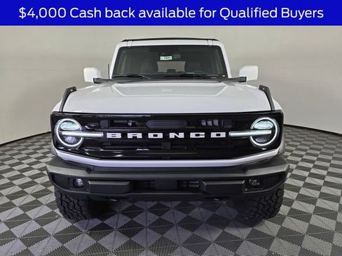 New 2025 Ford Bronco Outer Banks AWD/4WD image 2