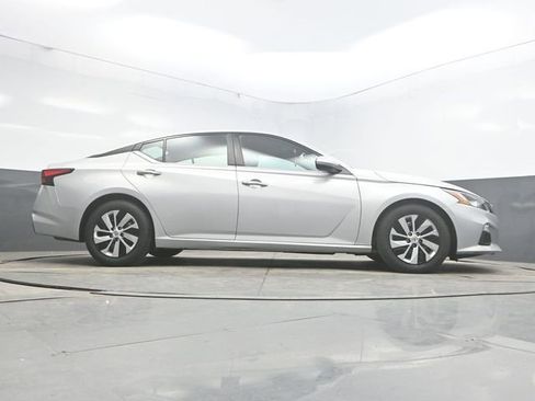 Used 2020 Nissan Altima 2.5 S FWD image 36