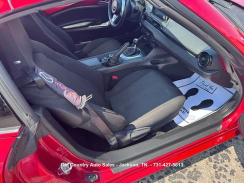 Used 2017 MAZDA MX-5 Miata RF Club RWD image 19