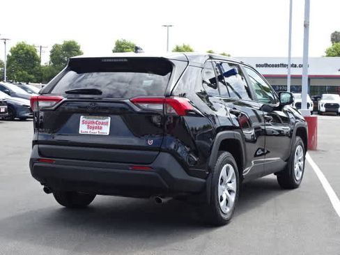 Certified 2025 Toyota RAV4 LE FWD image 13