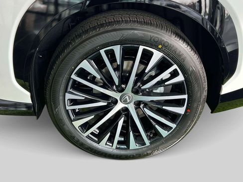 New 2026 Lexus RZ 450e 450e Premium image 5