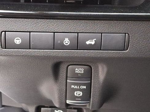 Certified 2025 Nissan Murano SL image 25