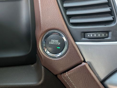 Used 2015 Chevrolet Tahoe LTZ image 25