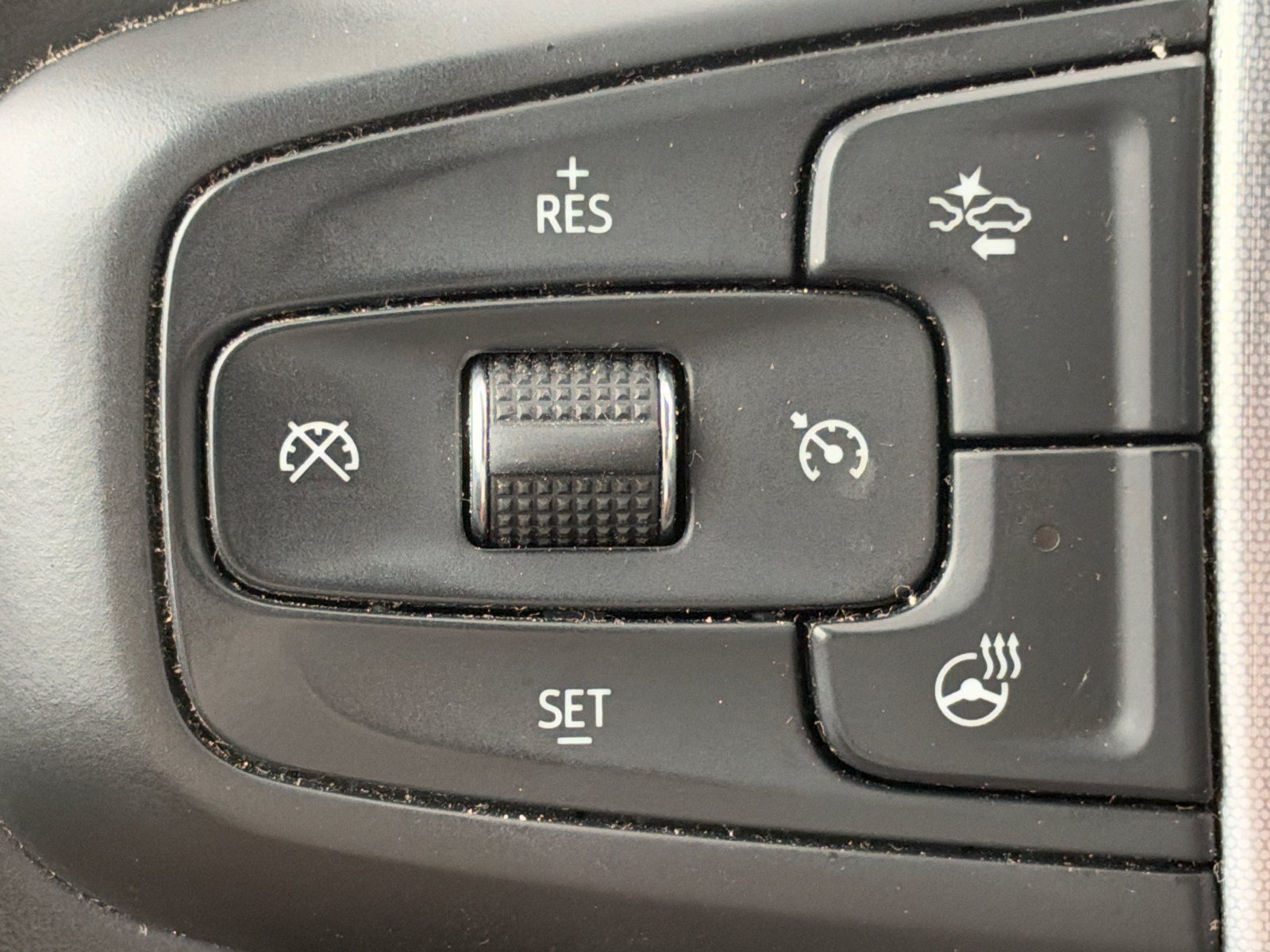 Used 2025 GMC Sierra 1500 SLT AWD/4WD image 26