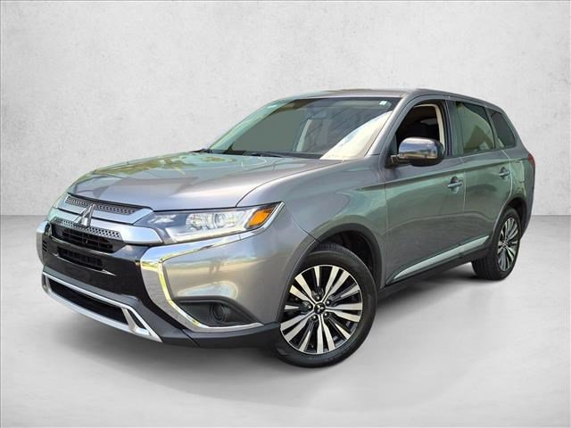 Used 2020 Mitsubishi Outlander ES FWD image 1