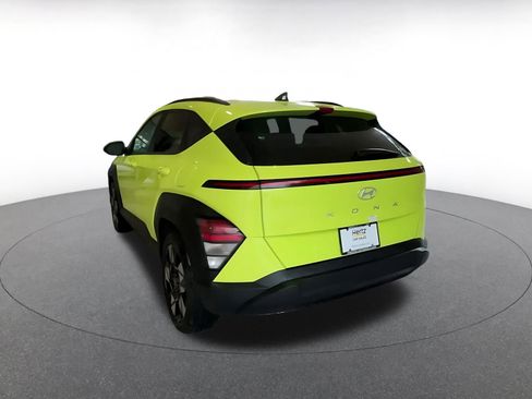 Used 2025 Hyundai Kona SEL image 11