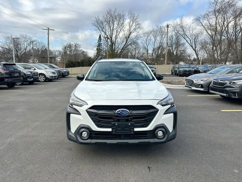 Used 2023 Subaru Outback Onyx Edition image 16