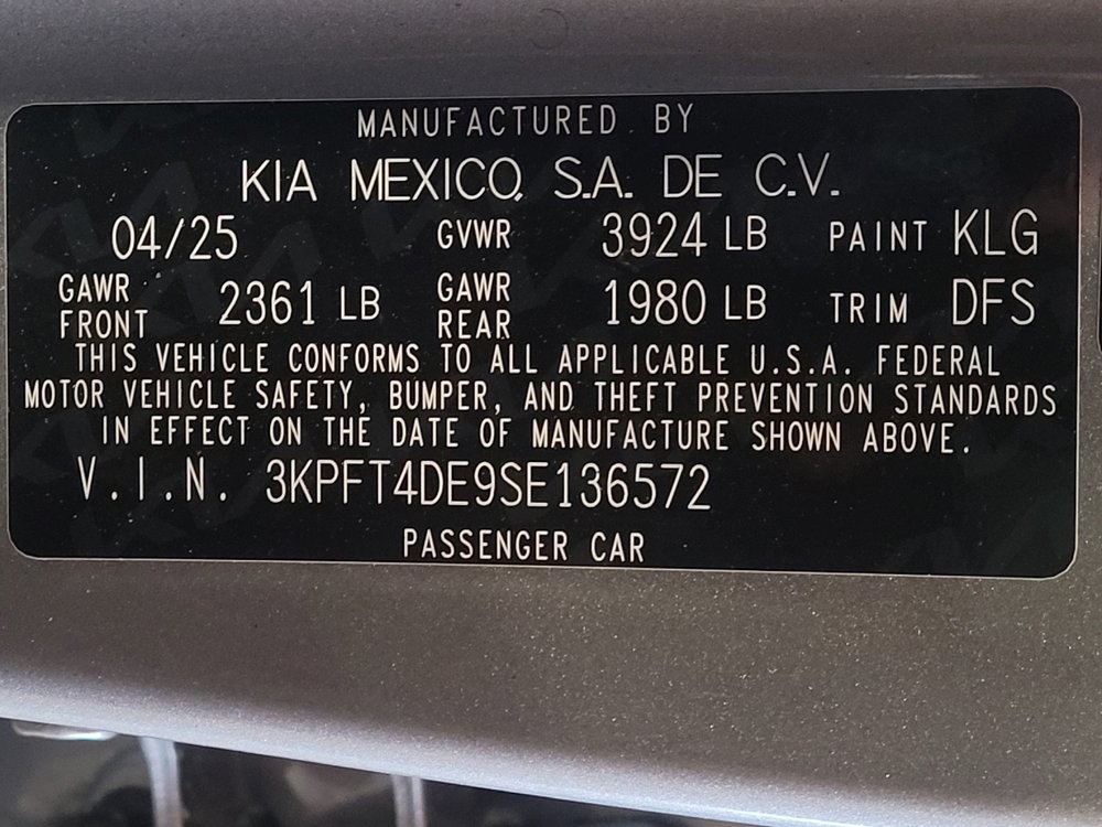 Used 2025 Kia K4 FWD image 33