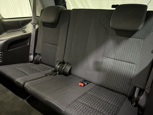 Used 2015 GMC Yukon SLE w/ Convenience Package AWD/4WD image 18