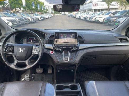 Used 2018 Honda Odyssey EX-L image 18