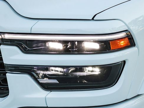 New 2026 RAM 3500 Limited image 4