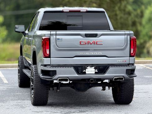 Used 2022 GMC Sierra 1500 AT4 w/ AT4 Preferred Package AWD/4WD image 5