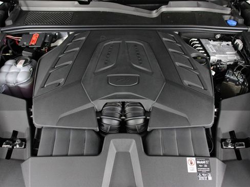 New 2026 Porsche Cayenne S image 20