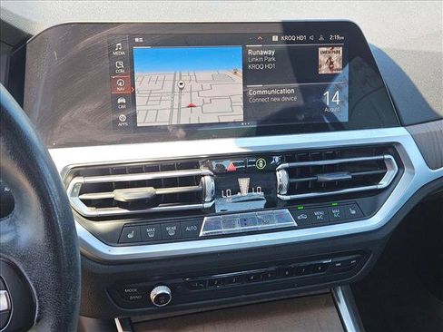 Used 2020 BMW 330i Sedan w/ Driving Assistance Package RWD image 12