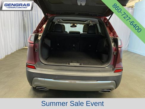 Used 2019 Jeep Cherokee Limited AWD/4WD image 34