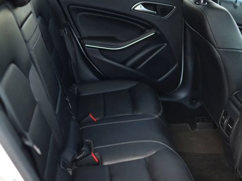 Used 2019 Mercedes-Benz GLA 250 image 48