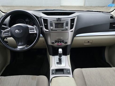 Used 2014 Subaru Outback 2.5i Premium w/ Moonroof Package image 13