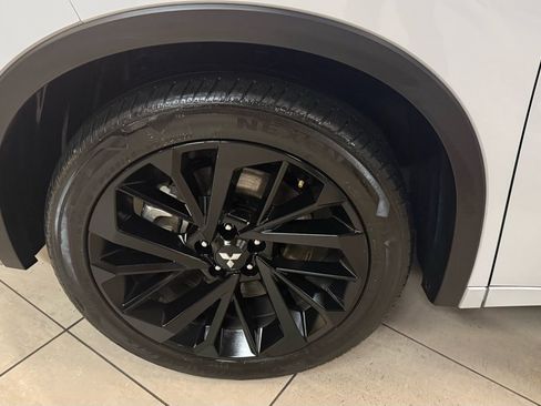 Used 2024 Mitsubishi Outlander SEL image 17