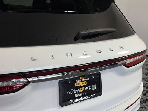 Used 2022 Lincoln Corsair Reserve w/ Sport Package image 16