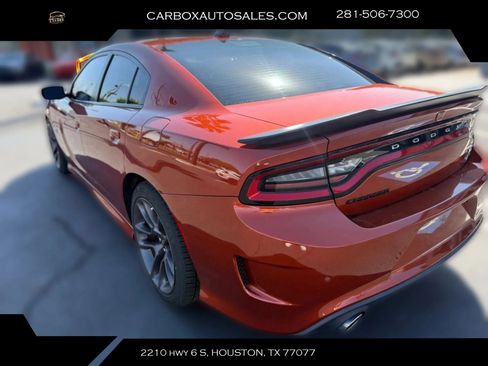 Used 2022 Dodge Charger Scat Pack w/ Harman/Kardon Audio Group RWD image 3