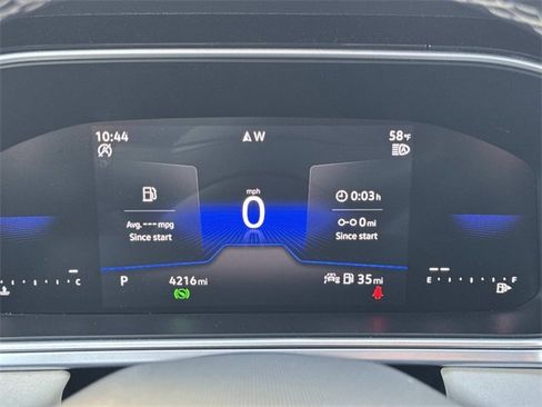 Certified 2025 Volkswagen Taos SE w/ Panoramic Sunroof Package image 20