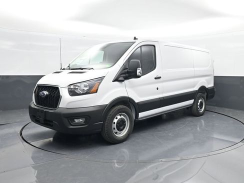 New 2025 Ford Transit 150 Low Roof image 4