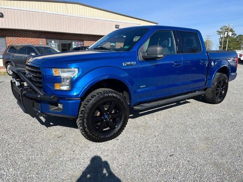 Used 2017 Ford F150 XLT w/ Equipment Group 302A Luxury image 2
