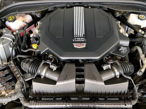 Used 2023 Cadillac CT5 V w/ Premium Package RWD image 32