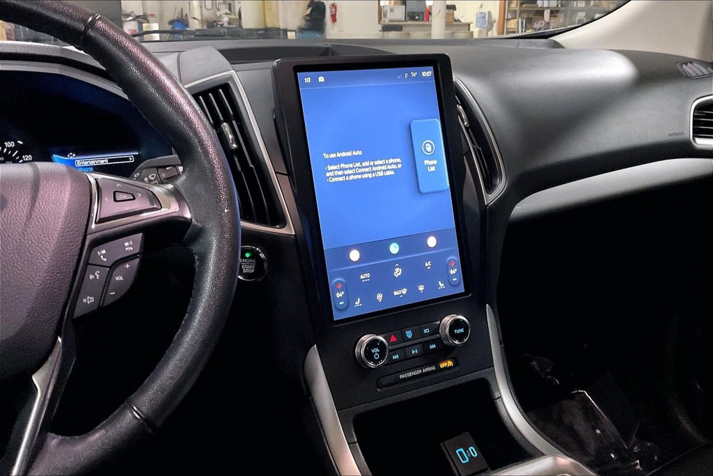 Certified 2024 Ford Edge SEL AWD/4WD image 6