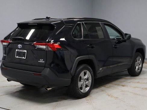 Used 2024 Toyota RAV4 LE AWD/4WD image 11