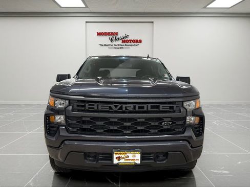 Used 2022 Chevrolet Silverado 1500 Custom w/ LPO, Dark Essentials Package image 2