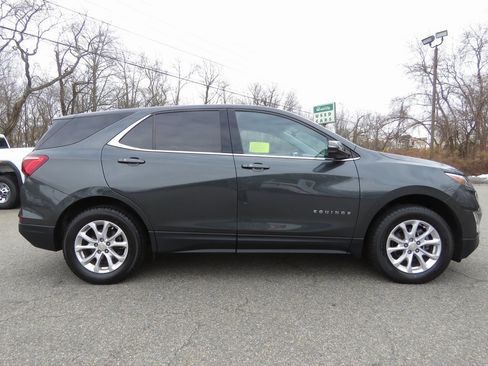 Used 2019 Chevrolet Equinox LT image 4