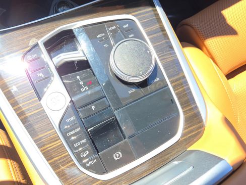 Certified 2024 BMW X5 xDrive40i w/ Premium Package image 39