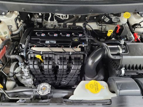 Used 2020 Dodge Journey SE w/ SE Popular Equipment Group image 30