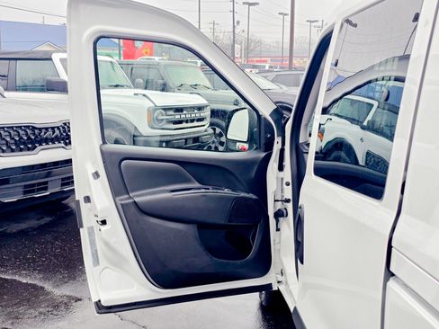 Used 2021 RAM ProMaster City Tradesman SLT w/ Window Group 05 image 27