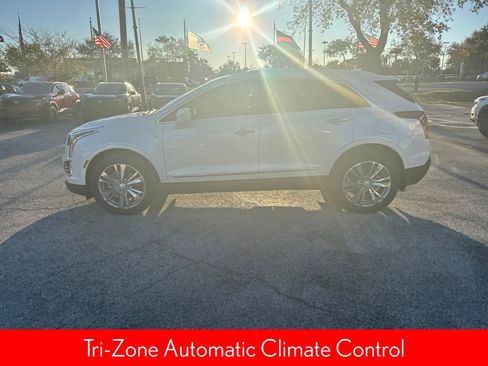 Used 2024 Cadillac XT5 Premium Luxury w/ Technology Package image 11