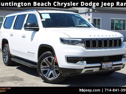Used 2024 Jeep Wagoneer L Series II w/ Flexible Seating Group