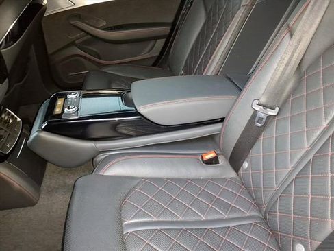 Used 2017 Audi S8 Plus w/ Dynamic Package image 11