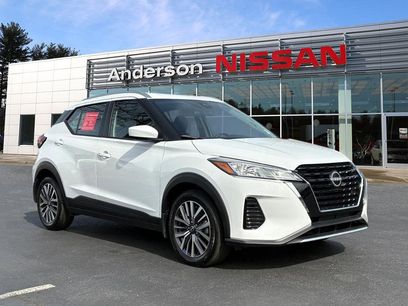 Certified 2024 Nissan Kicks SV