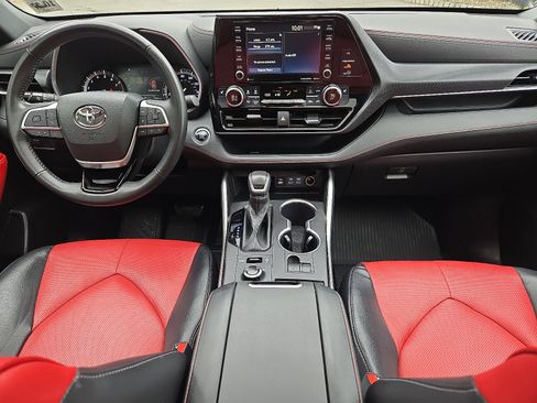 Used 2022 Toyota Highlander XSE w/ Protection Package #3 (TMS) image 11